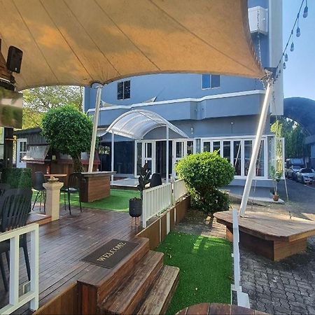 Nora Bukit Hotel Phuket Luaran gambar