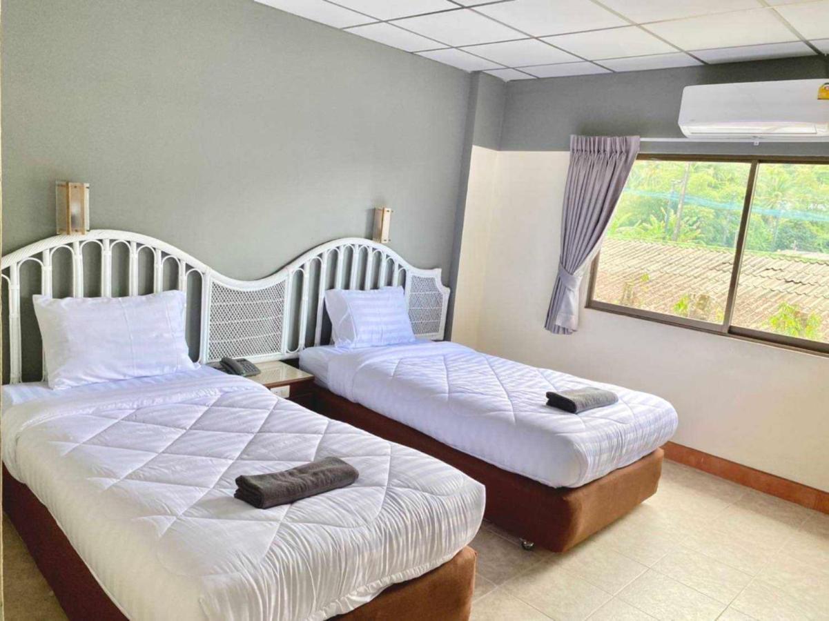 Nora Bukit Hotel Phuket Luaran gambar
