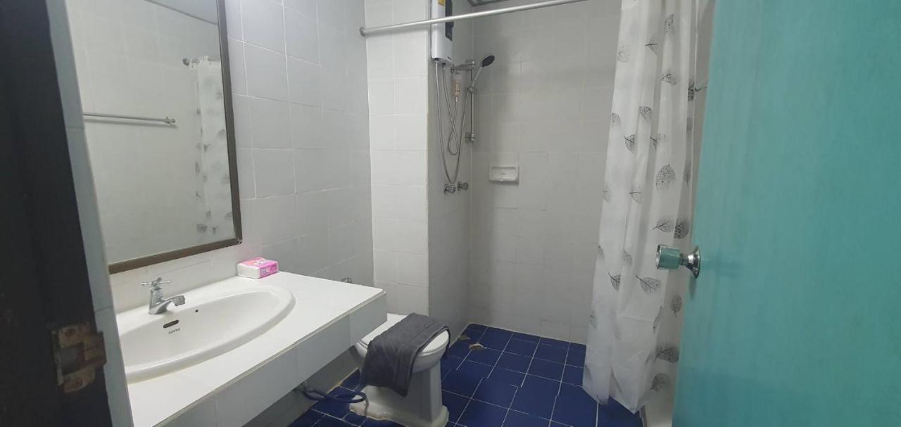 Nora Bukit Hotel Phuket Luaran gambar